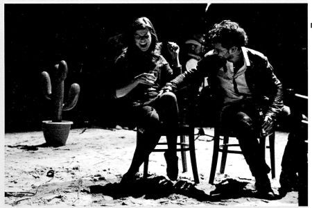 Elise Schaap en Samuel Hubner Casado in De boot enz, foto Bob Bronshoff