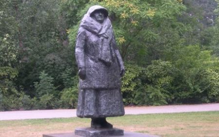 Mari Andriessen: Wilhelmina