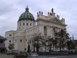 Basiliek van de HH Agatha en Barbara
