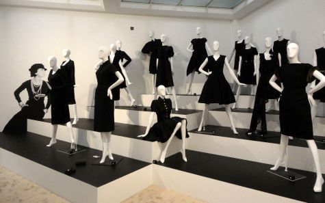 17 petites robes noires  - lang niet allemaal Chanel